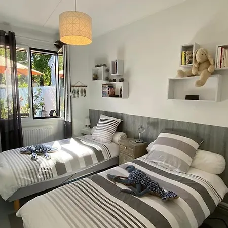 Holiday home La Baie Latitude, Proche Avec Jardin