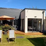 Prázdninový dům La Baie Latitude, Proche Avec Jardin *
